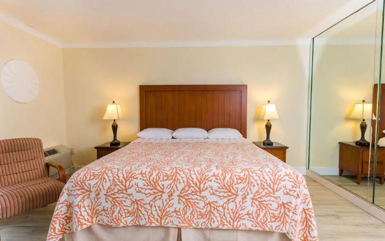  | West Wind Inn