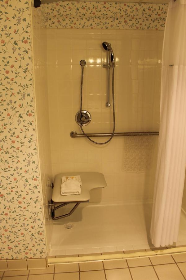 Queen Room with Two Queen Beds - Mobility Accessible/Non-Smoking at Days Inn by Wyndham Grayling