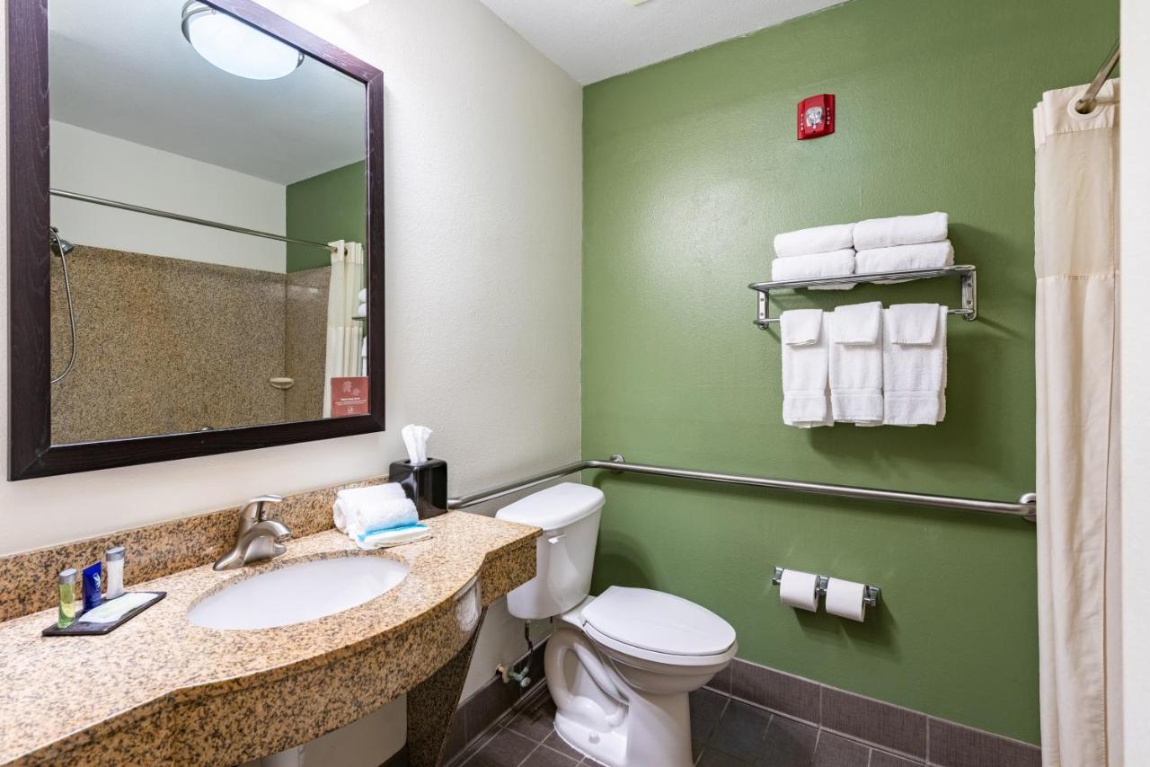 King Room - Accessible/Non-Smoking at Sleep Inn & Suites Ruston Near University