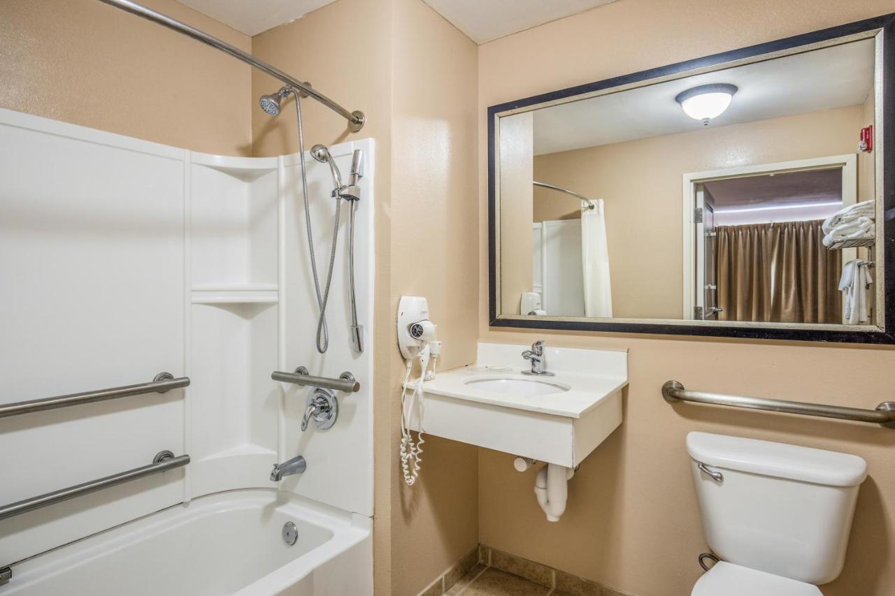 Efficiency King Suite - Accessible/Non-Smoking at MainStay Suites Port Saint Joe South