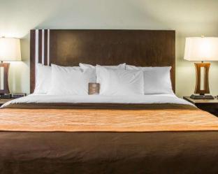 Room #45807711 at Comfort Inn & Suites Perry I-35