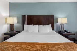 Room #45807712 at Comfort Inn & Suites Perry I-35