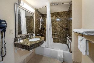 Room #45807712 at Comfort Inn & Suites Perry I-35