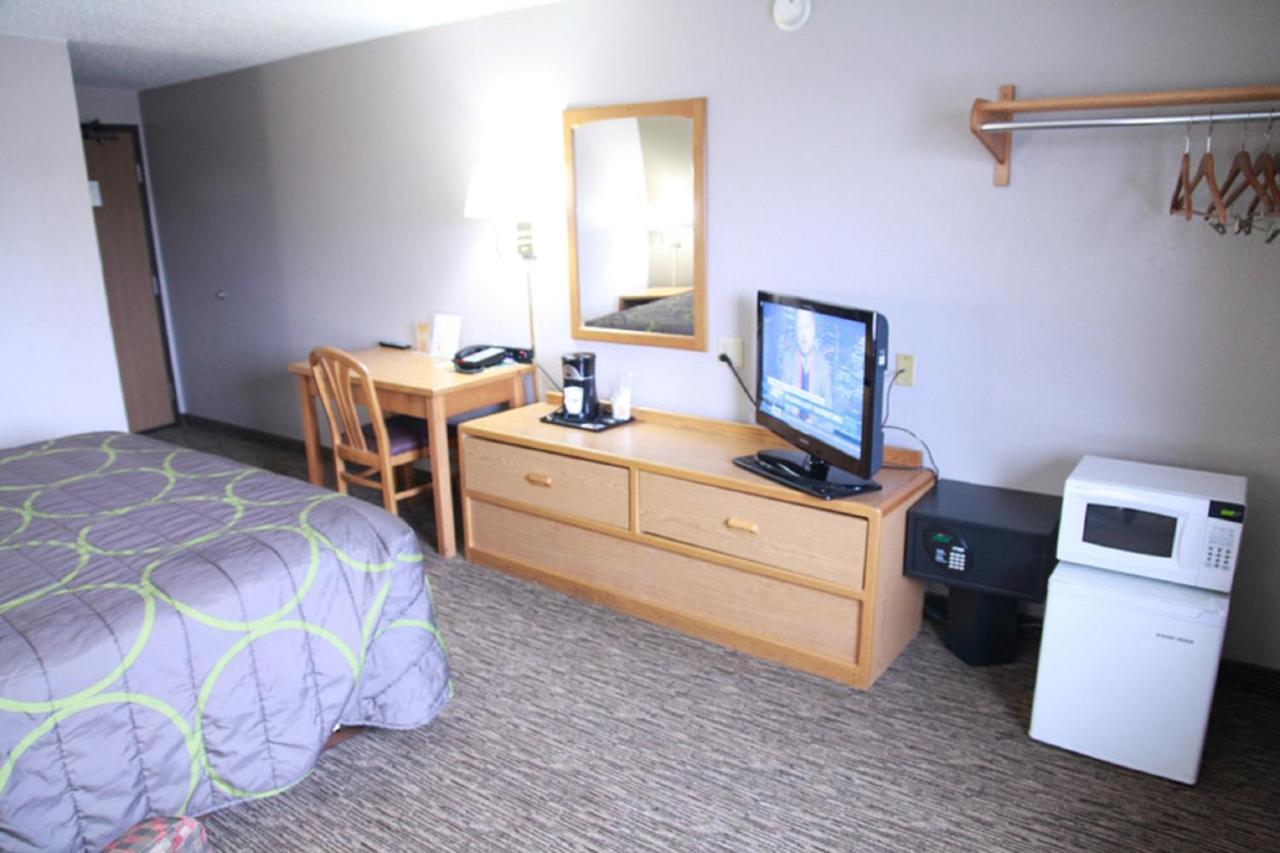 Double Room - Disability Access - Non-Smoking at Super 8 by Wyndham Jamestown