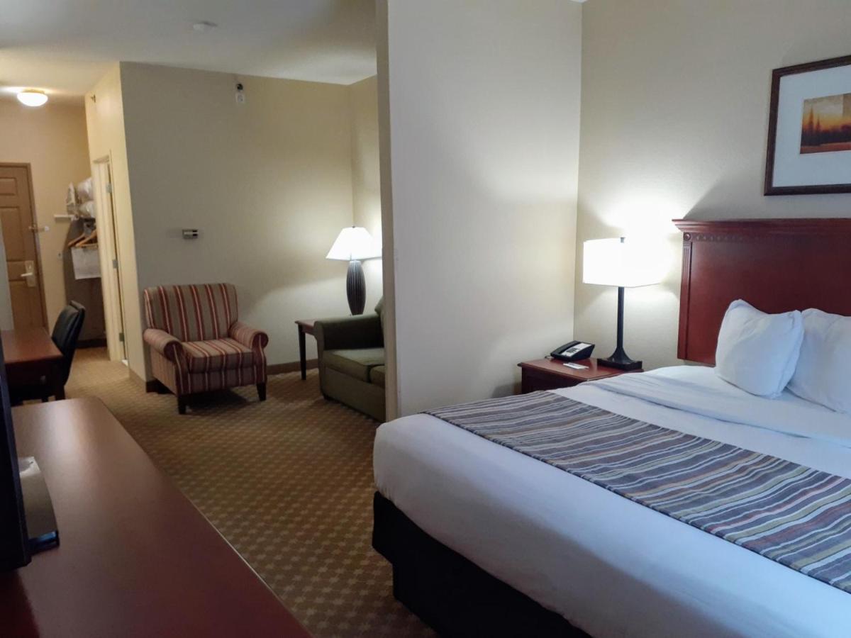 King Studio Suite - Non-Smoking at Country Inn & Suites by Radisson, Freeport, IL