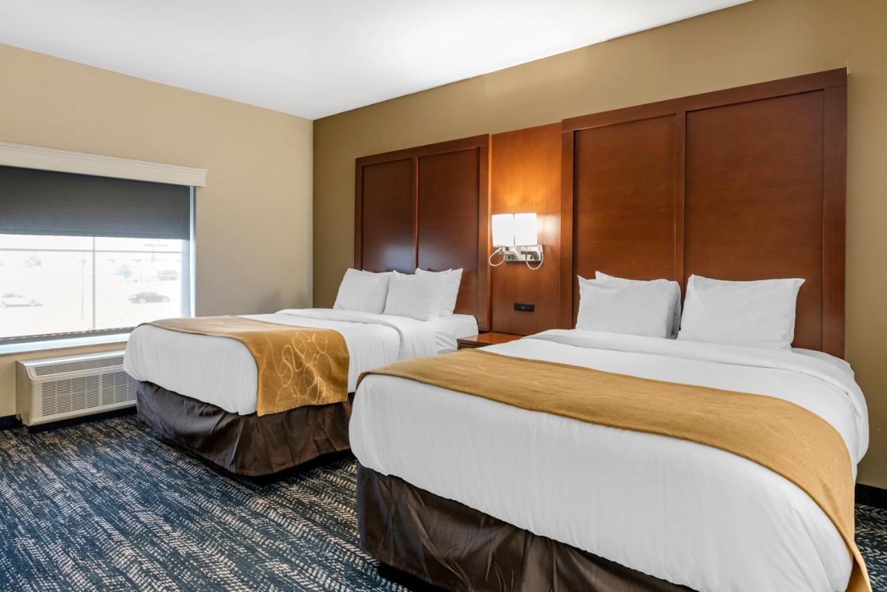 Queen Suite with Sofa Bed - Non-Smoking at Comfort Suites West Memphis I-40 I-55