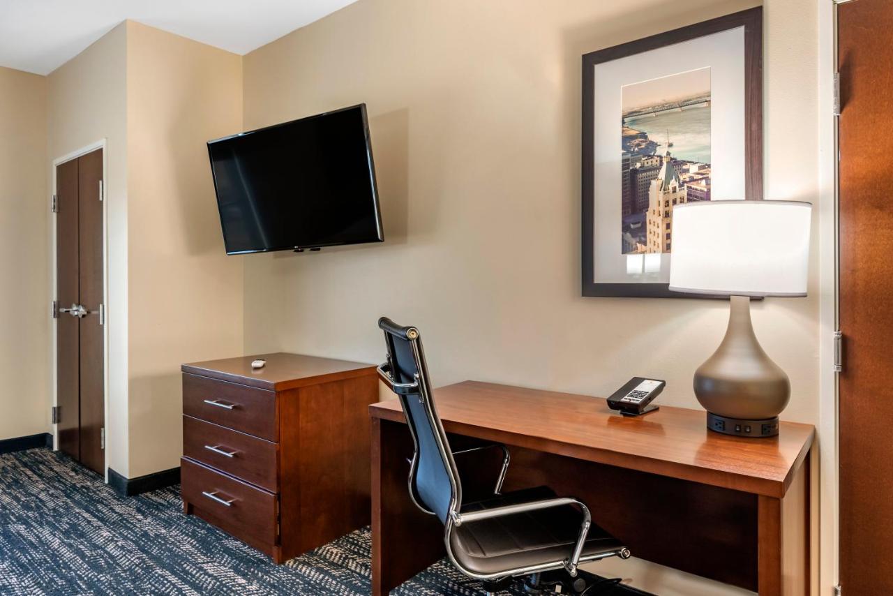 Suite with Two Queen Beds - Accessible/Non-Smoking at Comfort Suites West Memphis I-40 I-55