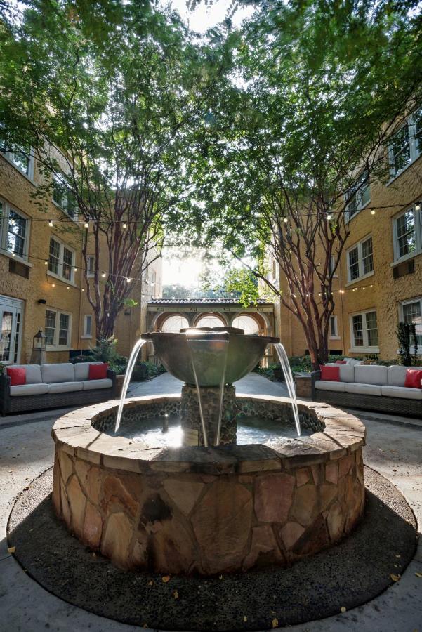 | Artmore Hotel - Midtown