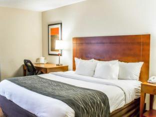 Room #2475717 at Comfort Inn Fayetteville near Fort Bragg