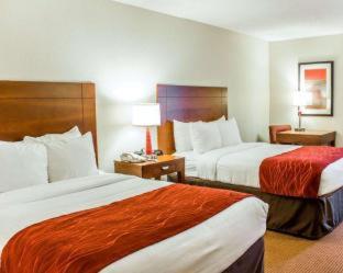 Room #2475715 at Comfort Inn Fayetteville near Fort Bragg