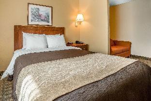 Room #26639311 at Quality Inn & Suites Fillmore I-15