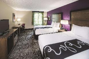 Room #17757022 at La Quinta Inn & Suites by Wyndham Milledgeville