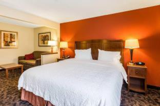 Room #18215012 at Quality Inn Texas City I-45