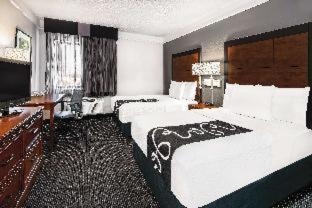 Room #46269914 at La Quinta Inn & Suites by Wyndham Houston Baytown East