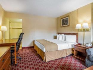 Room #7598627 at Quality Inn & Suites Goodyear - Phoenix West