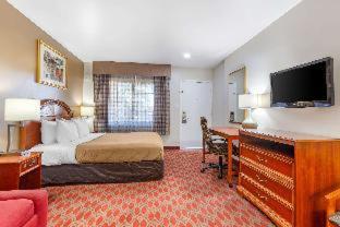 Room #7598628 at Quality Inn & Suites Goodyear - Phoenix West