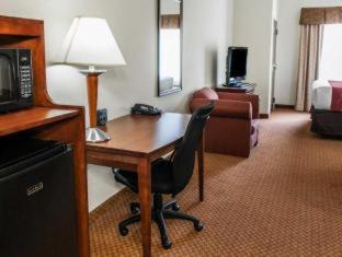 Room #24696310 at Comfort Suites near Indianapolis Airport