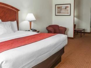 Room #24696310 at Comfort Suites near Indianapolis Airport