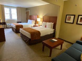 Room #5884616 at Comfort Suites Near Casinos Norwich-Uncasville CT