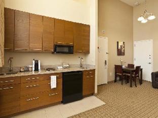Room #28933223 at Pointe Plaza Hotel