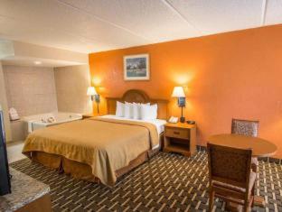 Room #29536628 at Quality Inn & Suites Palatka Riverfront