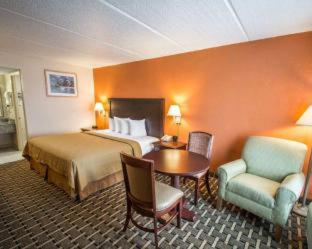 Room #29536628 at Quality Inn & Suites Palatka Riverfront