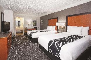 Room #46223107 at La Quinta Inn by Wyndham Santa Fe