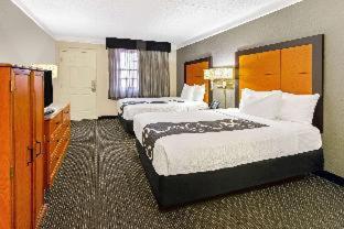 Room #46223108 at La Quinta Inn by Wyndham Santa Fe