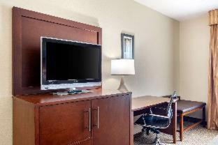 Room #51722211 at Comfort Inn & Suites Cordele