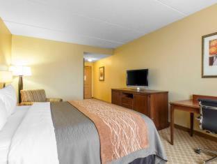 Room #51722211 at Comfort Inn & Suites Cordele