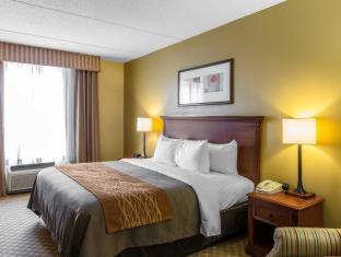 Room #51722211 at Comfort Inn & Suites Cordele
