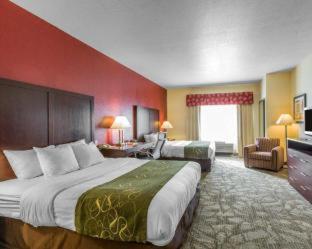 Room #32842414 at Comfort Suites Palm Desert I-10