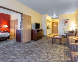 Room #32842415 at Comfort Suites Palm Desert I-10