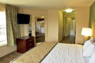 Room #52029613 at Baymont by Wyndham Auburn Hills South