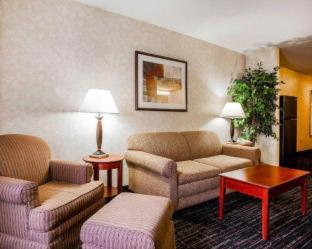 Room #49044707 at Comfort Suites Independence - Kansas City