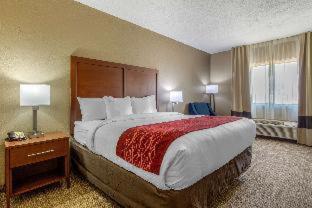 Room #107372111 at Comfort Inn & Suites