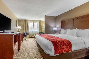 Room #107372112 at Comfort Inn & Suites