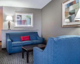 Room #29276208 at Comfort Suites Near Texas A&M University - Corpus Christi