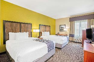 Room #46507911 at La Quinta Inn & Suites by Wyndham Corpus Christi Northwest