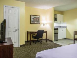 Room #49071216 at Suburban Studios Charlotte-Ballantyne