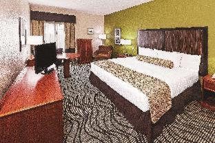 Room #46507914 at La Quinta Inn & Suites by Wyndham Corpus Christi Northwest