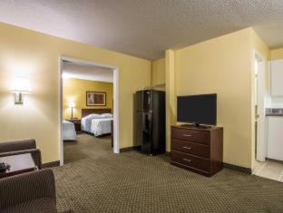 Room #49071214 at Suburban Studios Charlotte-Ballantyne