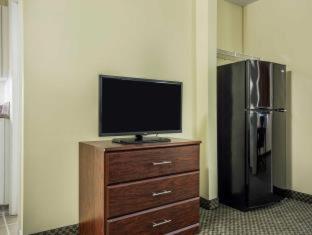 Room #49071214 at Suburban Studios Charlotte-Ballantyne