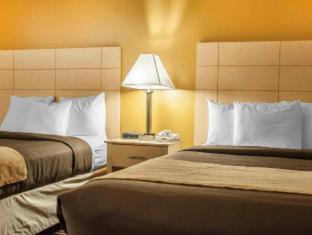 Room #30179214 at Econo Lodge At The Falls North