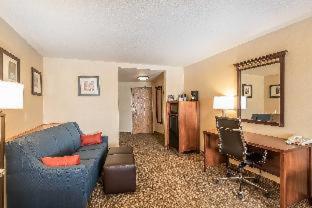 Room #48933107 at Comfort Suites Longmont