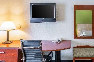 Room #45785419 at Clarion Inn & Suites Weatherford South