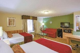 Room #46566106 at La Quinta Inn & Suites by Wyndham Roanoke Salem