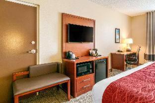 Room #36723316 at Comfort Inn & Suites Nashville Franklin Cool Springs
