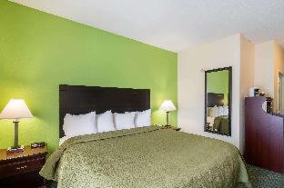 Room #50110310 at Quality Inn & Suites near I-80 and I-294