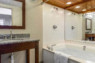 Room #49124610 at Comfort Inn & Suites Johnstown - Richland Town Center